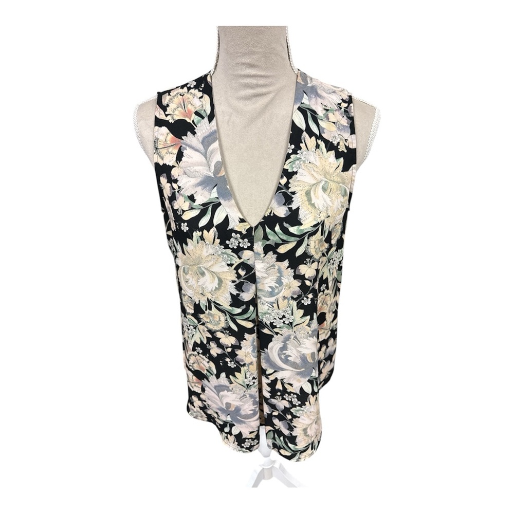 Rose & Olive Black Floral Sleeveless Blouse